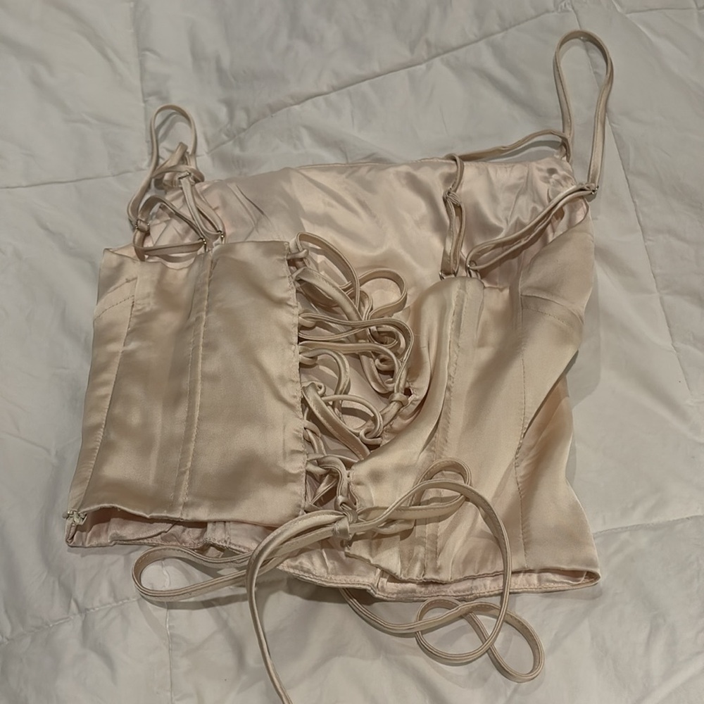 2 Princess Polly Tops - Picture 6 of 6